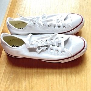 Converse all star white unisex low top shoes women’s 10.5 men’s 8.5 NWOB